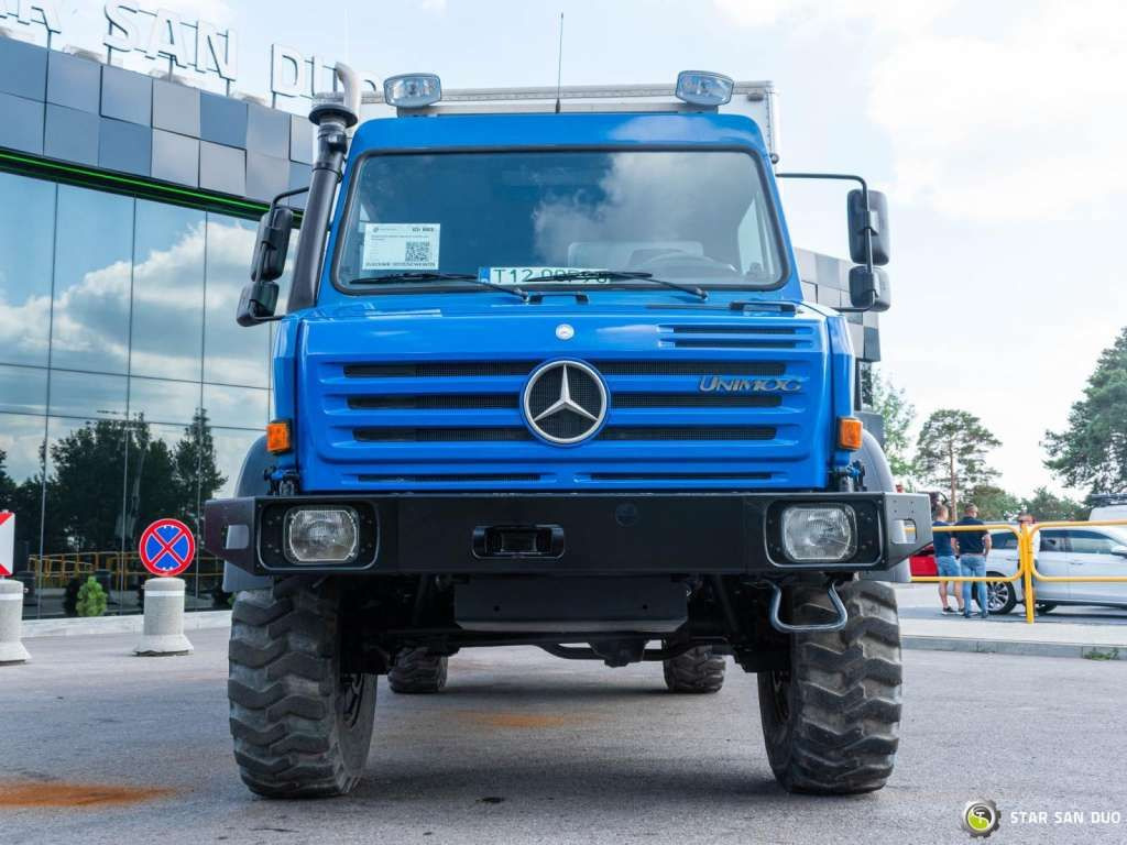 Unimog Mercedes-Benz Unimog U 4000 4x4 Camper Expeditio - Cab chassis truck: picture 2 Unimog Mercedes-Benz Unimog U 4000 4x4 Camper Expeditio - Cab chassis truck: picture 2