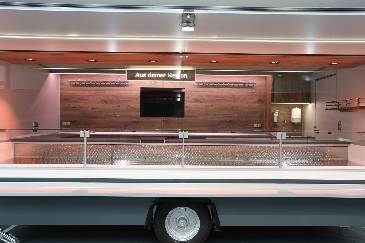 Verkaufsanhänger BORCO HÖHNS - Vending trailer: picture 4 Verkaufsanhänger BORCO HÖHNS - Vending trailer: picture 4