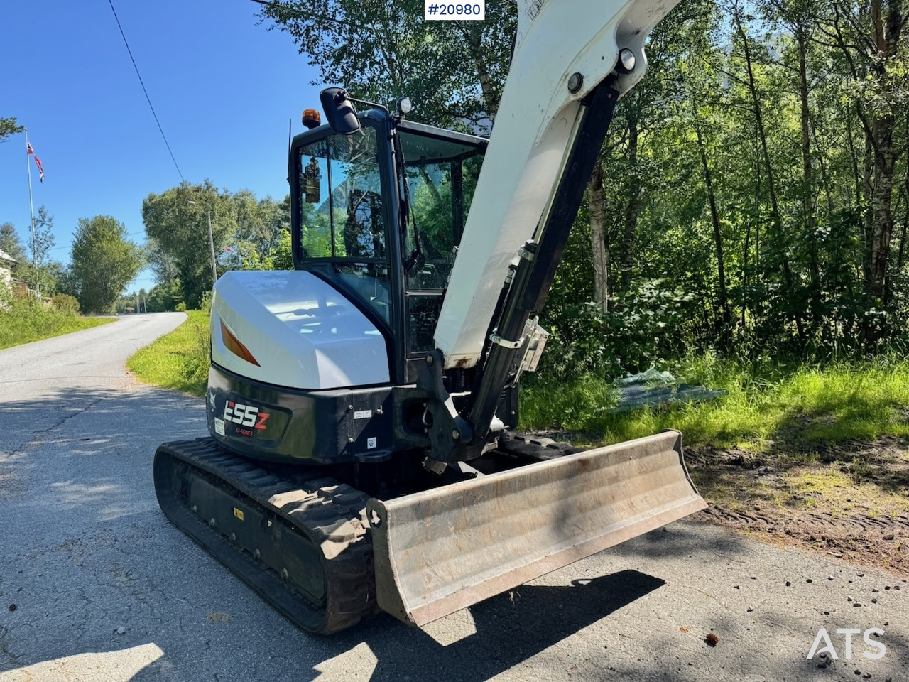 Bobcat E55Z Minigraver m/ Rototilt og 2 skuffer. 230 timer! - Mini excavator: picture 5 Bobcat E55Z Minigraver m/ Rototilt og 2 skuffer. 230 timer! - Mini excavator: picture 5