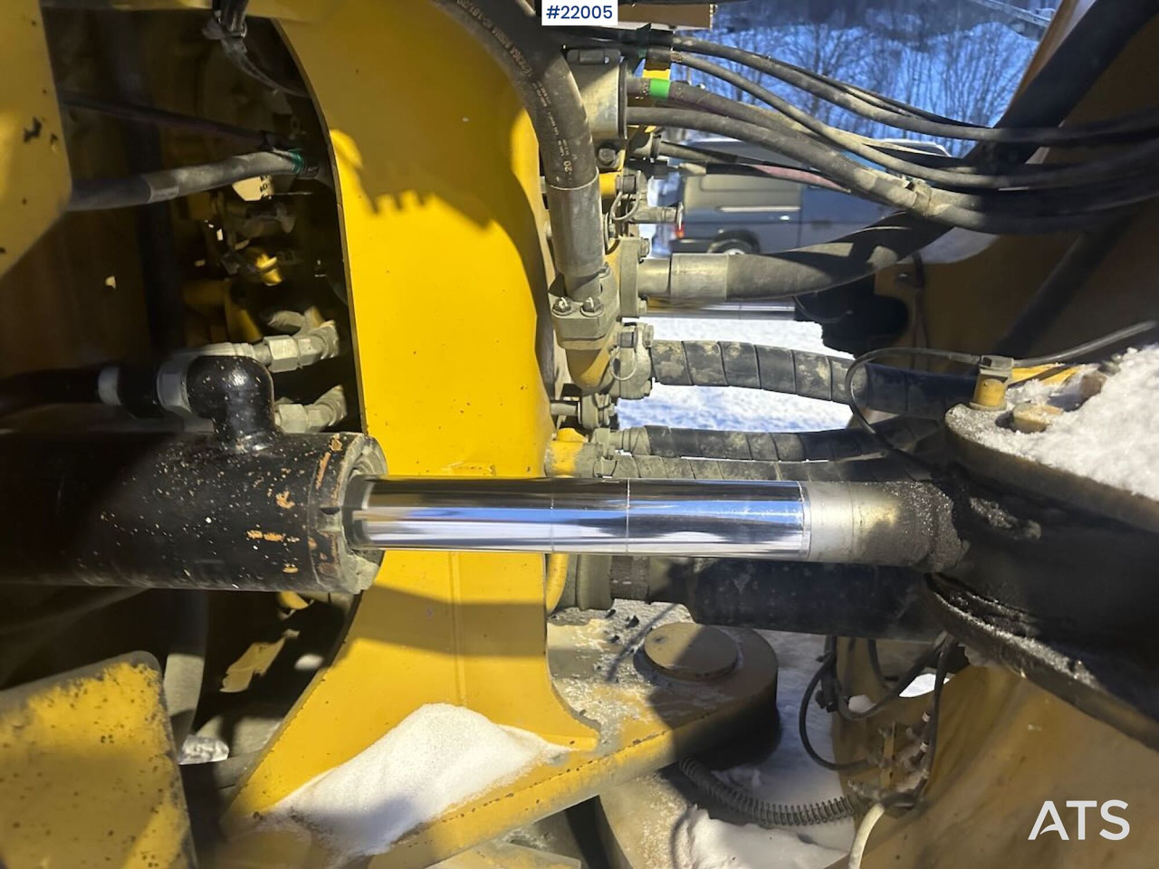 Wheel loader CAT 980M: picture 25