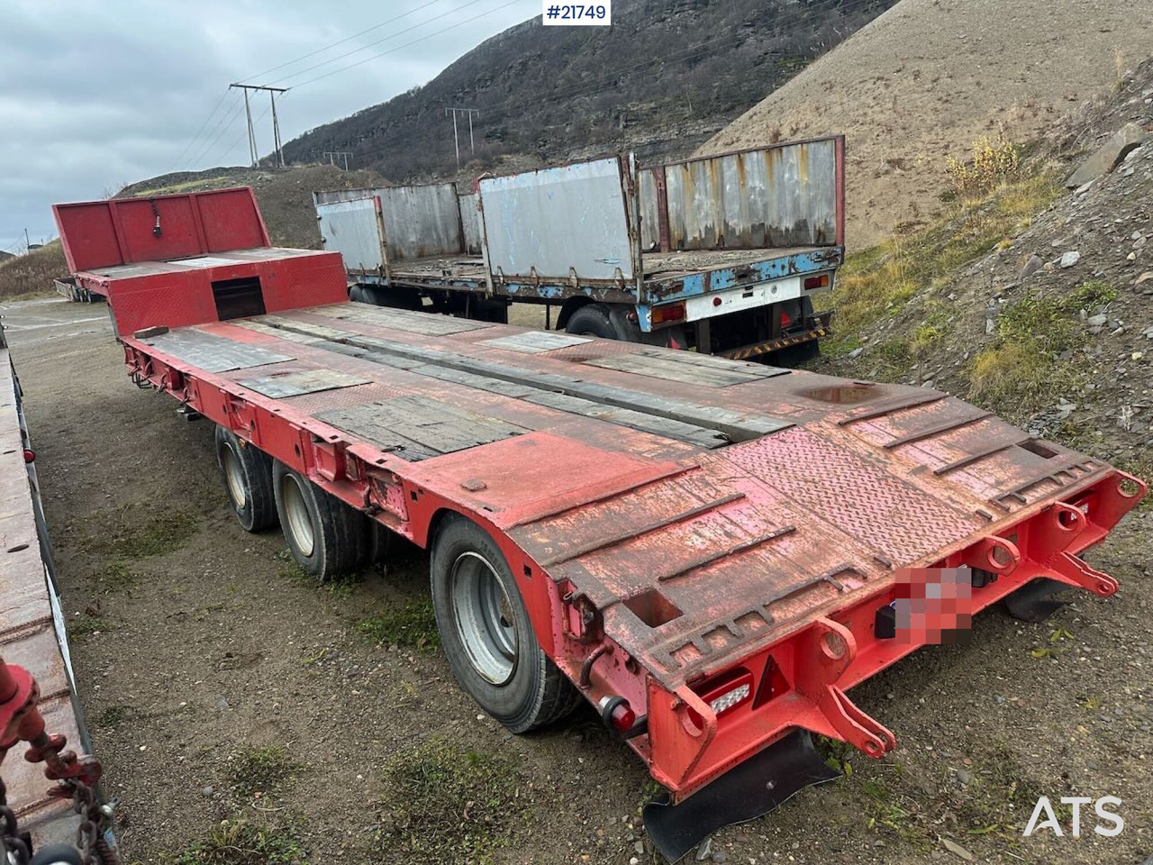 Damm 3SD335 3 akslet maskintralle - Low loader semi-trailer: picture 5 Damm 3SD335 3 akslet maskintralle - Low loader semi-trailer: picture 5