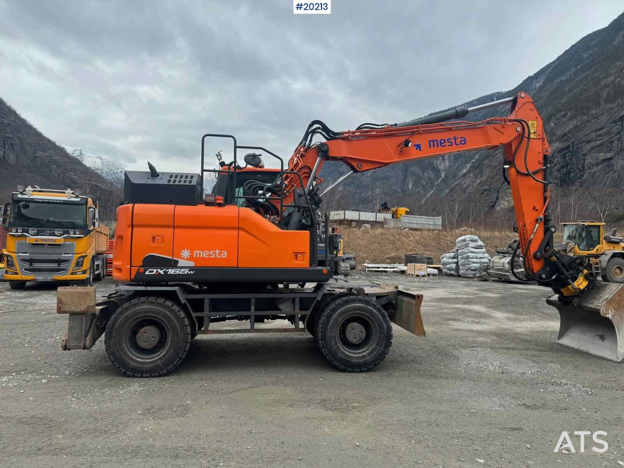 Doosan DX165W-5 - Wheel loader: picture 3 Doosan DX165W-5 - Wheel loader: picture 3