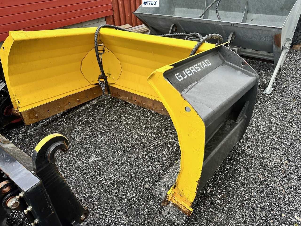 Gjerstad 2017 Gjerstad HSV Klappvingeskjær til Hjullaster/traktor - Snow plough for Construction machinery: picture 4 Gjerstad 2017 Gjerstad HSV Klappvingeskjær til Hjullaster/traktor - Snow plough for Construction machinery: picture 4