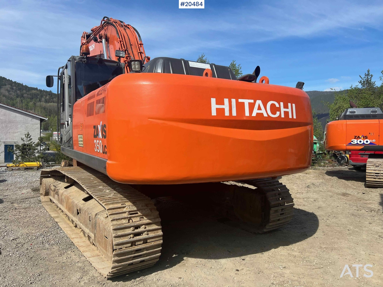 Excavator Hitachi ZX350LC-3: picture 6