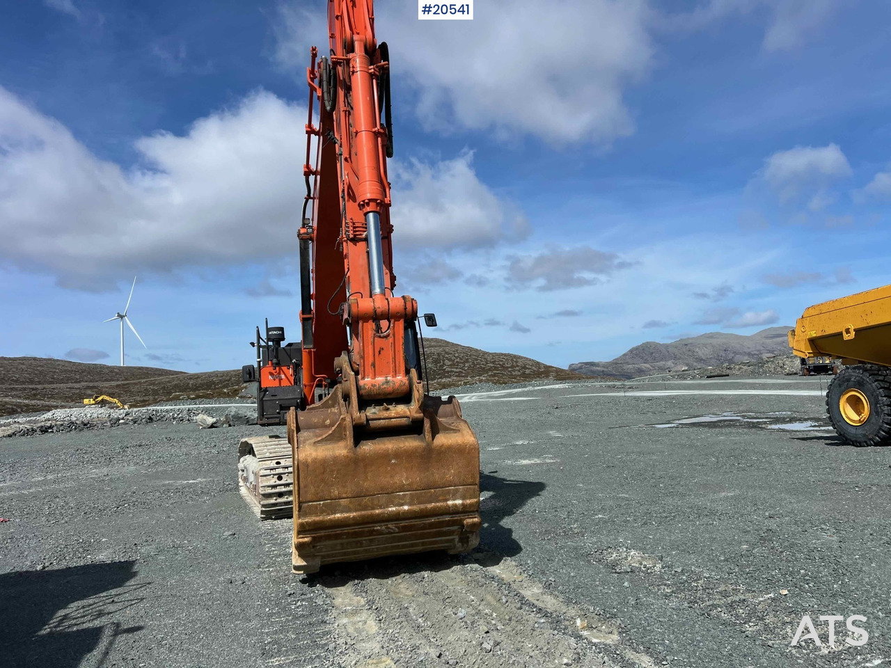 Hitachi zx530LCH-6 - Excavator: picture 5 Hitachi zx530LCH-6 - Excavator: picture 5