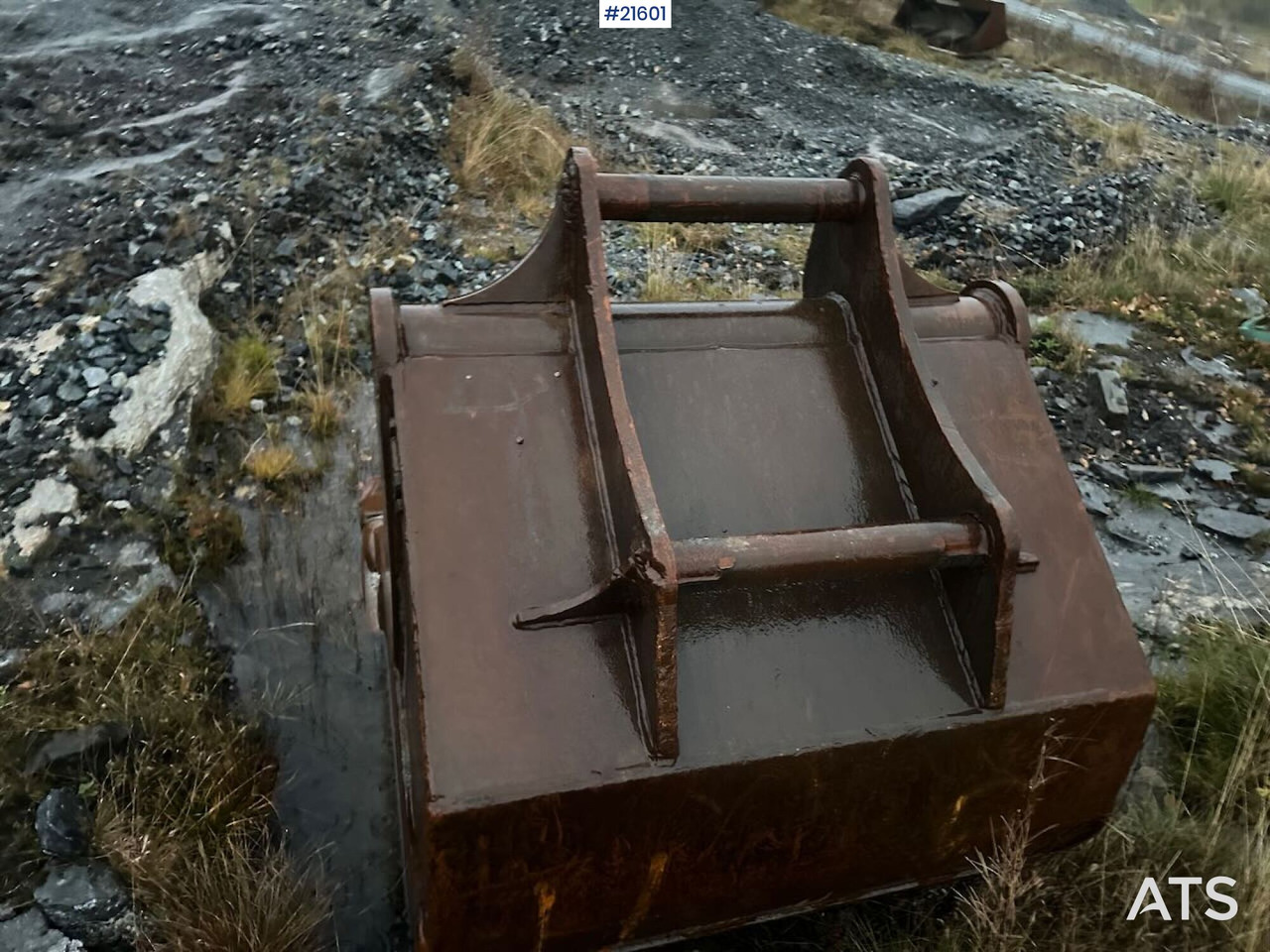 Crawler excavator Hyundai 210LC- 3H gravemaskin m/ 5 skuffer. Byttet belter for 100 timer siden: picture 26