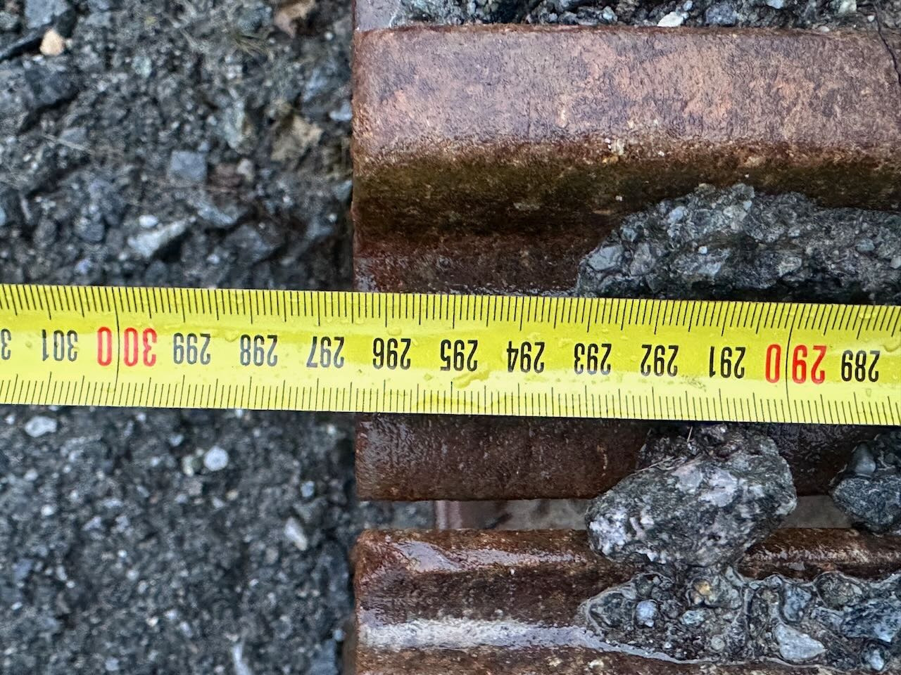 Crawler excavator Hyundai 210LC- 3H gravemaskin m/ 5 skuffer. Byttet belter for 100 timer siden: picture 29