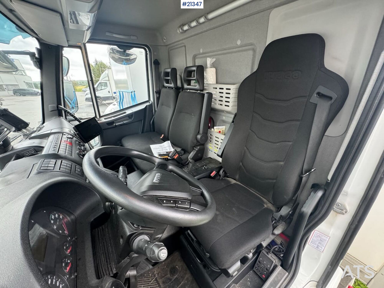 Box truck Iveco Eurocargo 75-210: picture 22