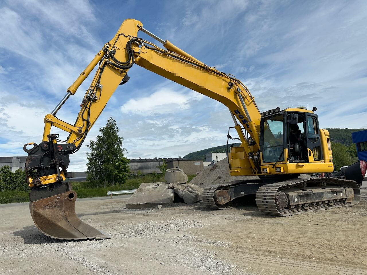 Komatsu PC228USLC-10 - Crawler excavator: picture 1 Komatsu PC228USLC-10 - Crawler excavator: picture 1