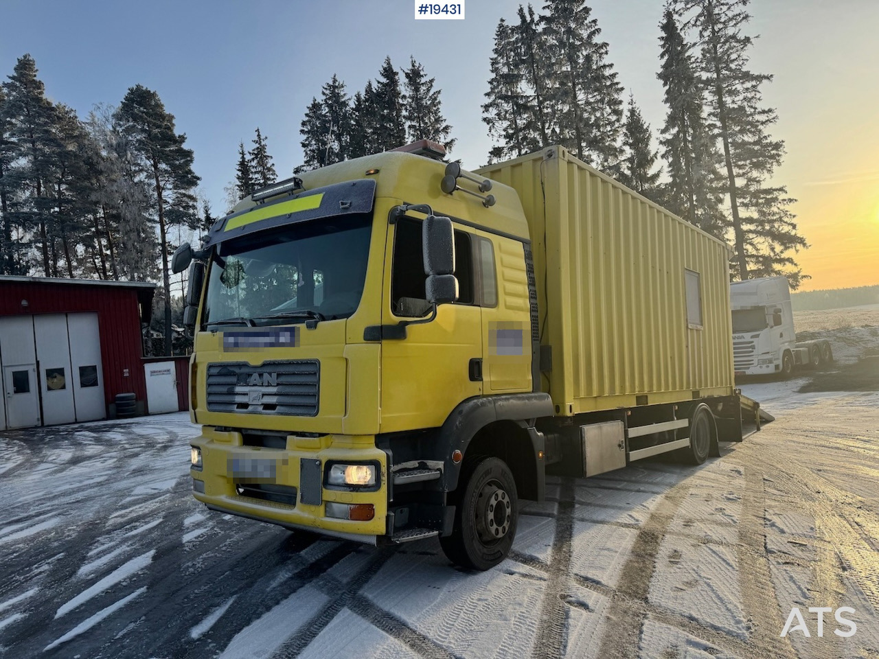 MAN TGM 15.280 - Container transporter/ Swap body truck: picture 1 MAN TGM 15.280 - Container transporter/ Swap body truck: picture 1