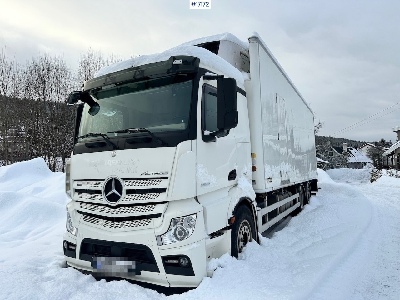 Mercedes Actros 2551 - Box truck: picture 1 Mercedes Actros 2551 - Box truck: picture 1