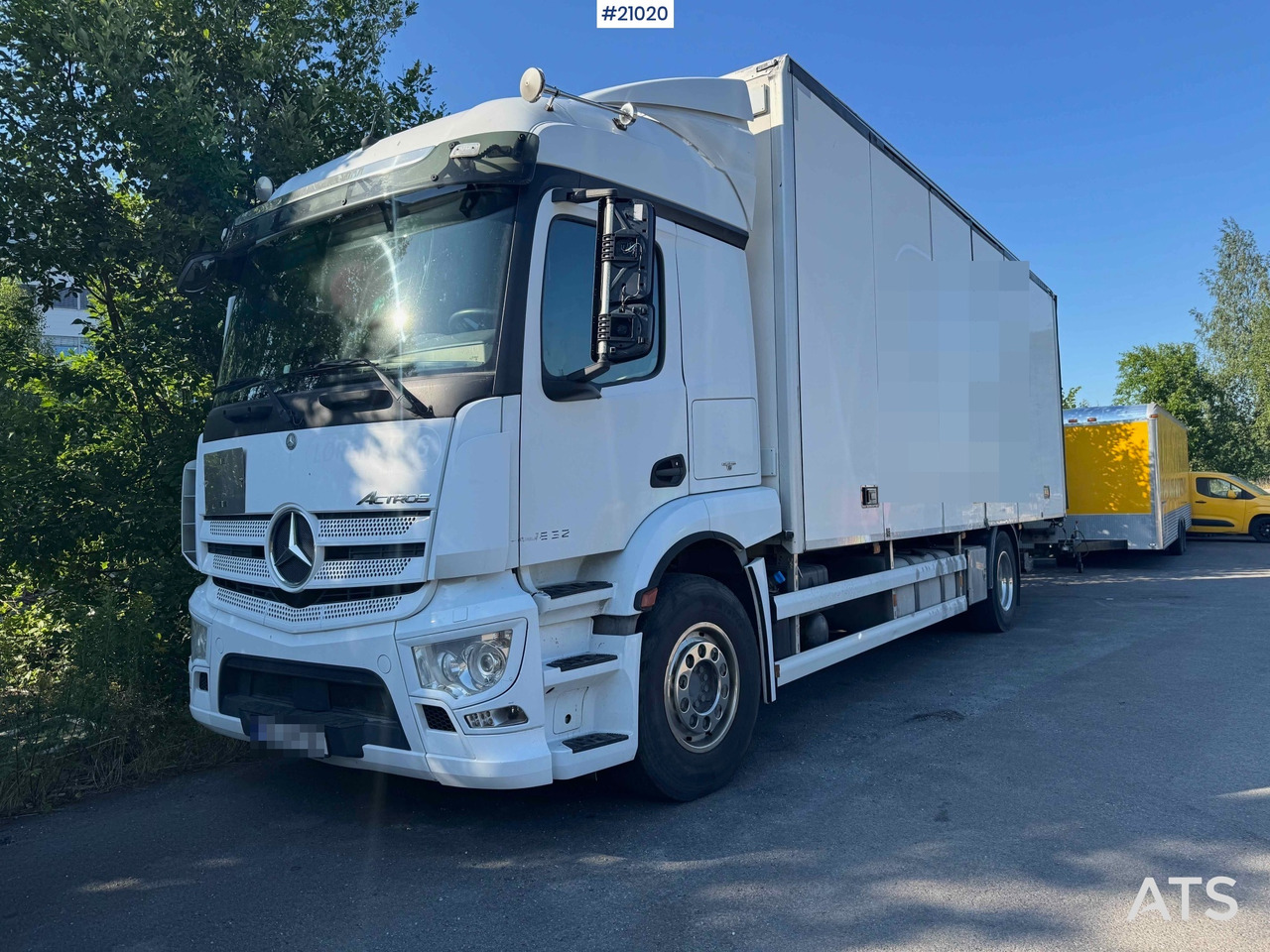 Mercedes Actros - Box truck: picture 1 Mercedes Actros - Box truck: picture 1