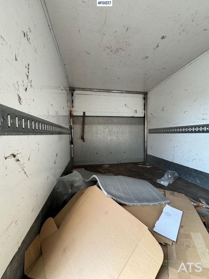 Closed box van Mercedes SPRINTER: picture 14