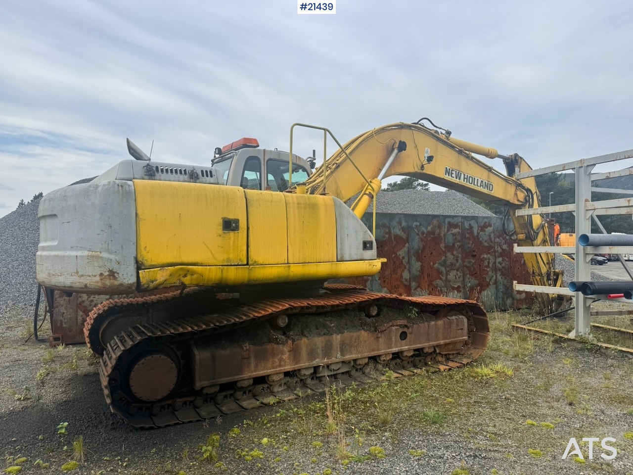New Holland E305 - Crawler excavator: picture 1 New Holland E305 - Crawler excavator: picture 1
