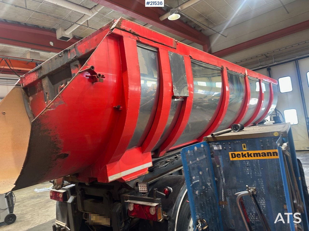 Nor-Slep SE-42 3 akslet tippsemi m/ kapellduk - Tipper semi-trailer: picture 5 Nor-Slep SE-42 3 akslet tippsemi m/ kapellduk - Tipper semi-trailer: picture 5