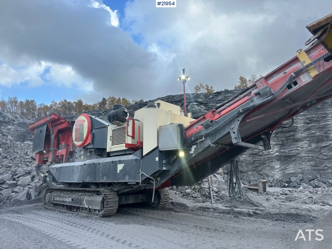 Sandvik UJ440i kjeftknuser. SE VIDEO. - Jaw crusher: picture 1 Sandvik UJ440i kjeftknuser. SE VIDEO. - Jaw crusher: picture 1