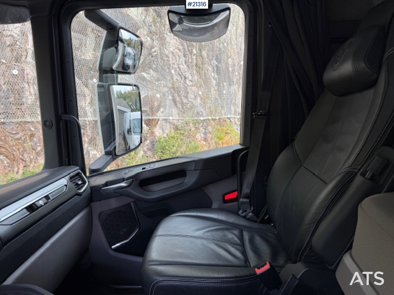 Box truck Scania R520: picture 8 Box truck Scania R520: picture 8