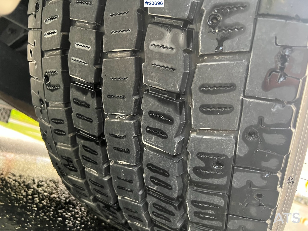 Schmitz thermotralle m/ Ny FRC godkjenning til 6/2028 , bommer, 2 temp soner & ny service - Refrigerator semi-trailer: picture 5 Schmitz thermotralle m/ Ny FRC godkjenning til 6/2028 , bommer, 2 temp soner & ny service - Refrigerator semi-trailer: picture 5