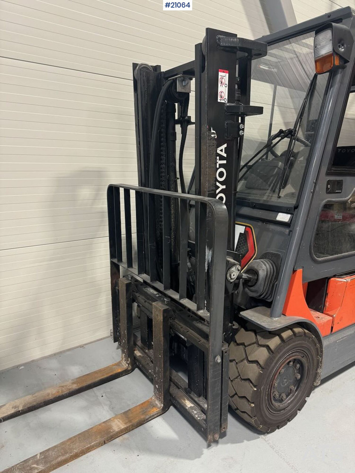 Toyota 7FBMF30 Motvektstruck - Electric forklift: picture 5 Toyota 7FBMF30 Motvektstruck - Electric forklift: picture 5