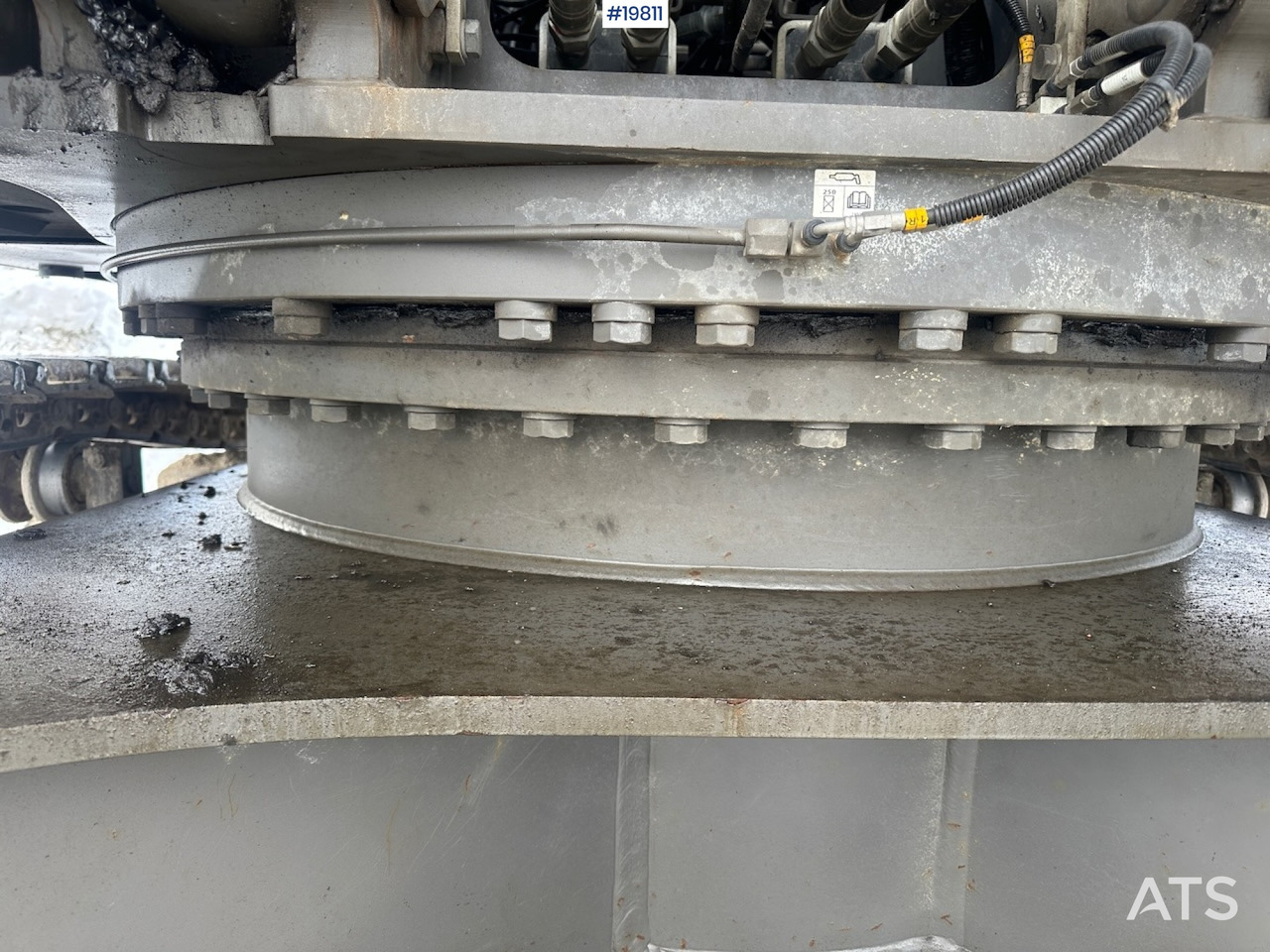 Excavator Volvo EC300 EL: picture 15 Excavator Volvo EC300 EL: picture 15