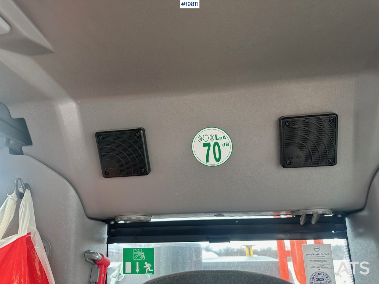 Excavator Volvo EC300 EL: picture 43 Excavator Volvo EC300 EL: picture 43