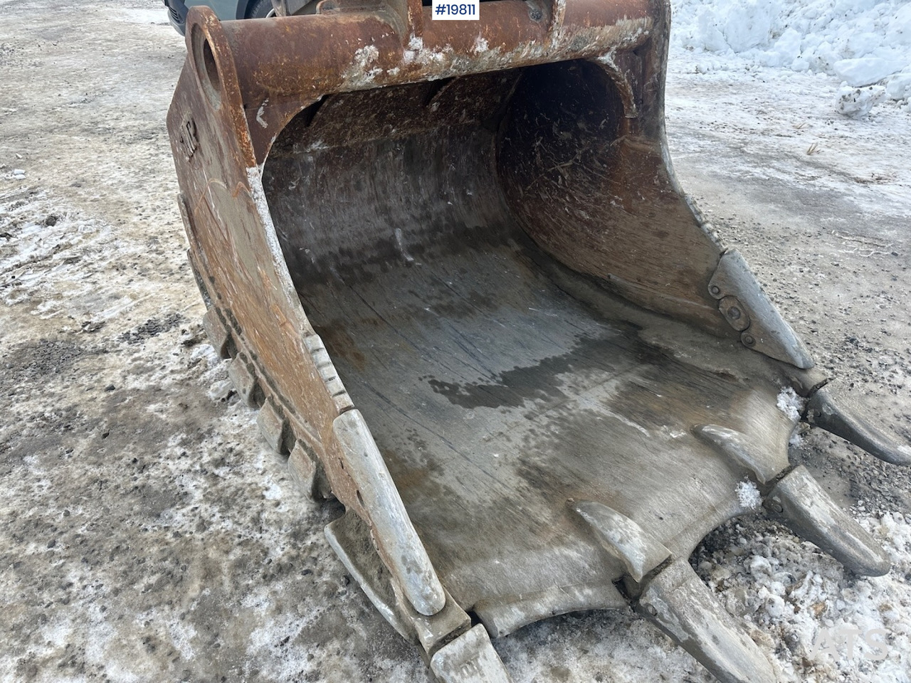 Excavator Volvo EC300 EL: picture 8 Excavator Volvo EC300 EL: picture 8