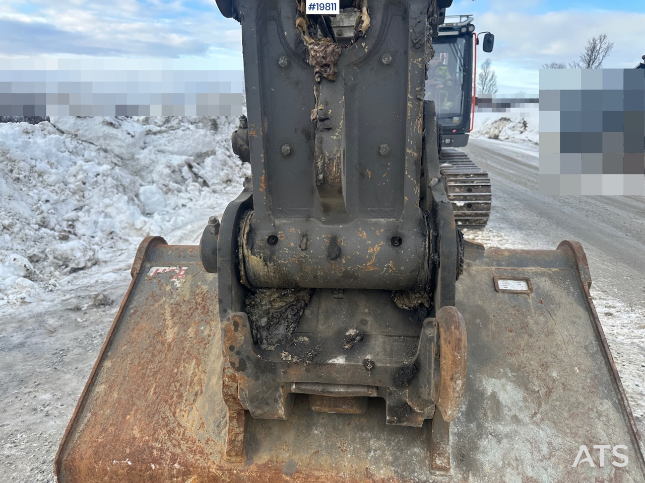 Excavator Volvo EC300 EL: picture 11 Excavator Volvo EC300 EL: picture 11