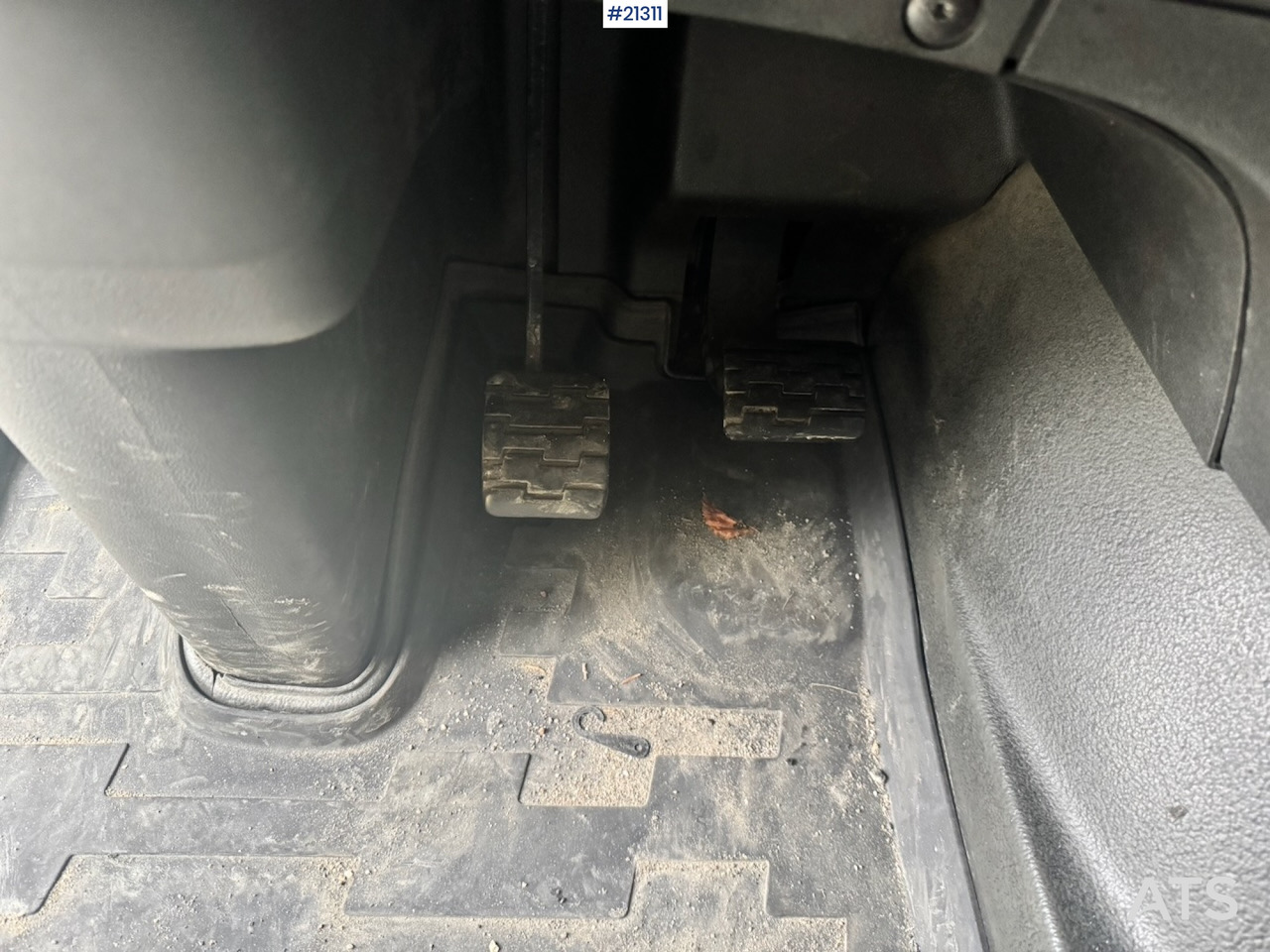 Hook lift truck Volvo FH16 750: picture 39 Hook lift truck Volvo FH16 750: picture 39