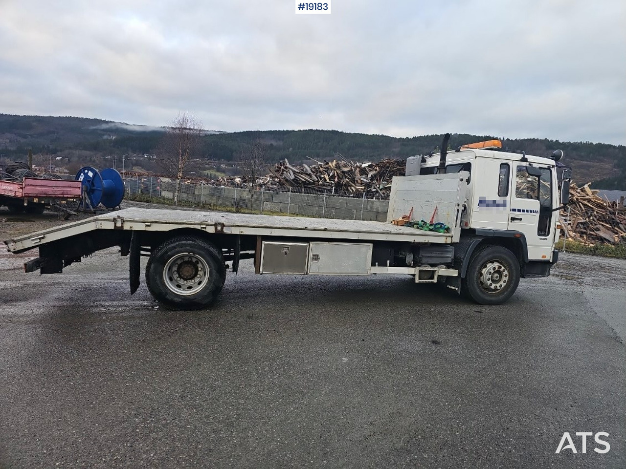 Volvo FL6 - Dropside/ Flatbed truck: picture 3 Volvo FL6 - Dropside/ Flatbed truck: picture 3
