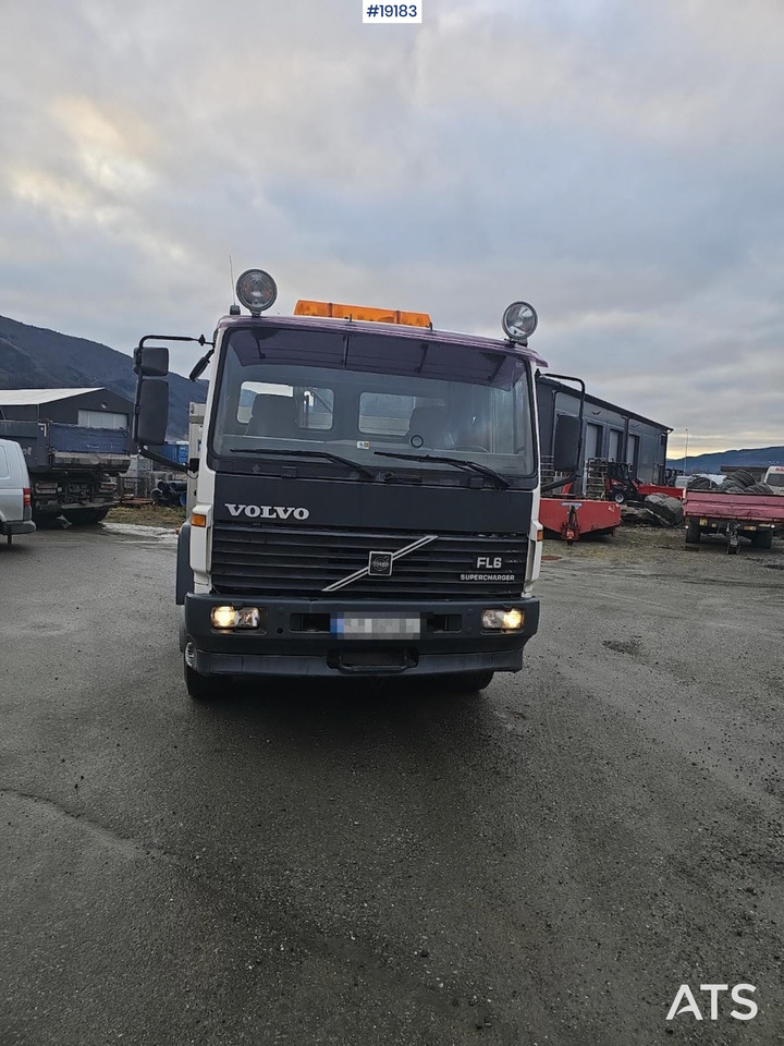 Volvo FL6 - Dropside/ Flatbed truck: picture 2 Volvo FL6 - Dropside/ Flatbed truck: picture 2