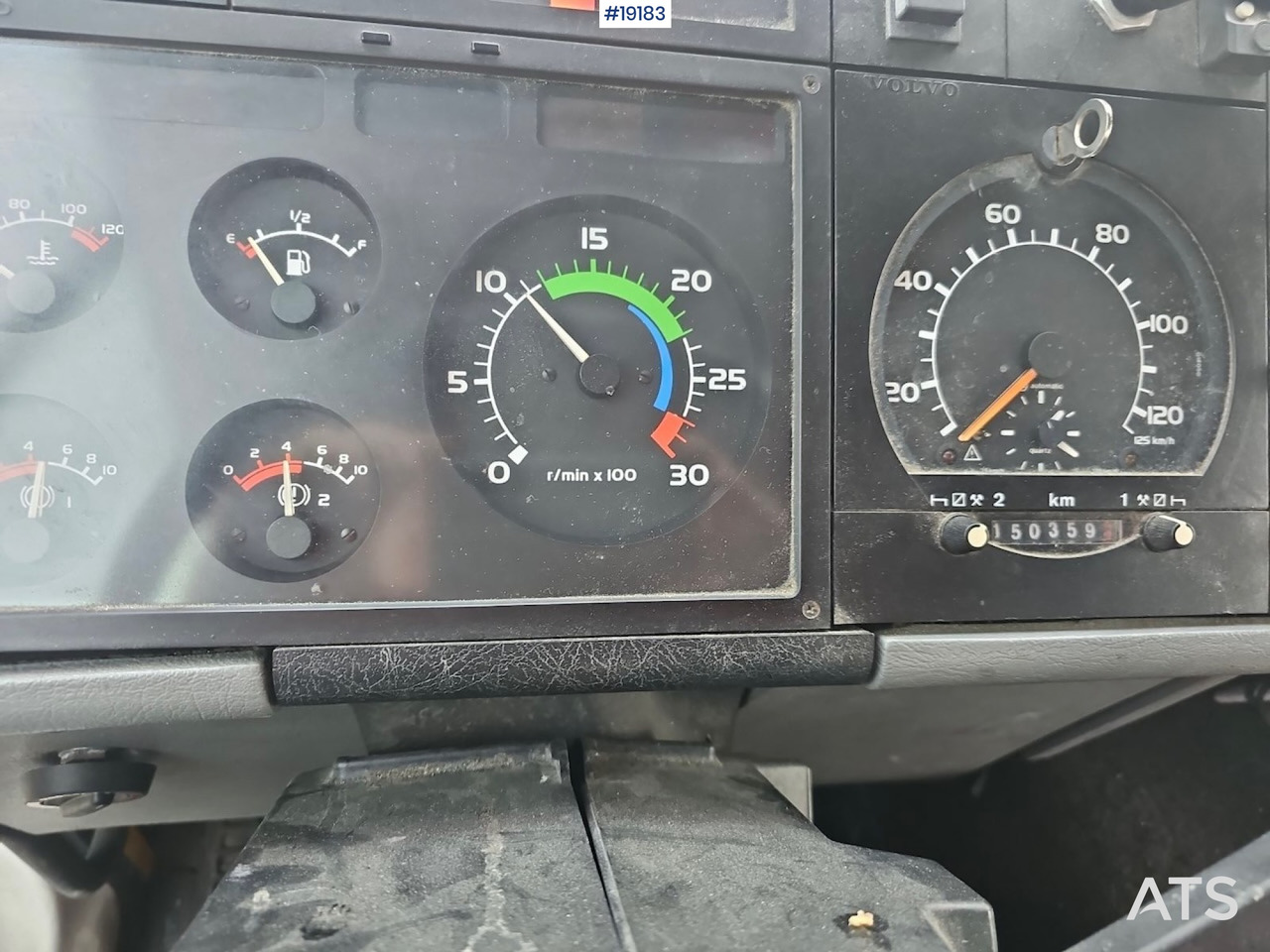 Volvo FL6 - Dropside/ Flatbed truck: picture 5 Volvo FL6 - Dropside/ Flatbed truck: picture 5