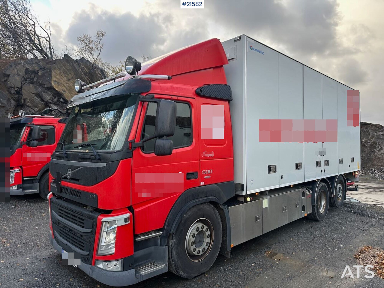 Volvo FM 500 - Box truck: picture 3 Volvo FM 500 - Box truck: picture 3