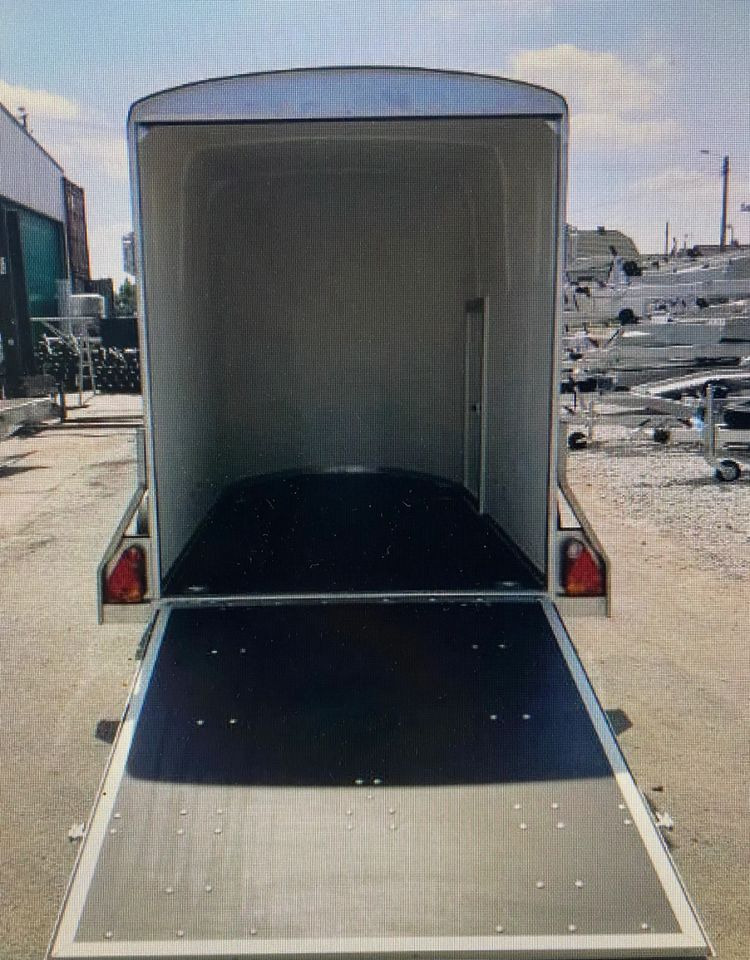 Niewiadów Furgon Niewiadów F1334 z trapem wjazdowym - Car trailer: picture 4 Niewiadów Furgon Niewiadów F1334 z trapem wjazdowym - Car trailer: picture 4