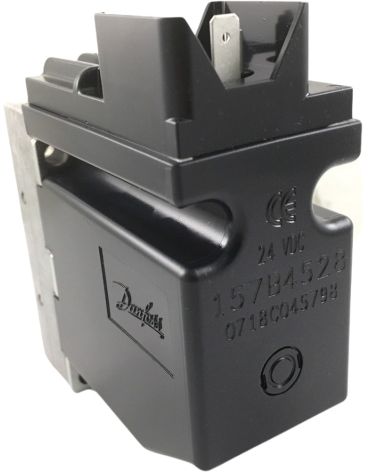 Danfoss Solenoid Valve 157B4528 - Hydraulic valve for Truck mounted crane: picture 2 Danfoss Solenoid Valve 157B4528 - Hydraulic valve for Truck mounted crane: picture 2