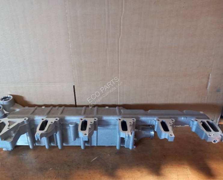 Mercedes - Muffler/ Exhaust system for Truck: picture 3 Mercedes - Muffler/ Exhaust system for Truck: picture 3