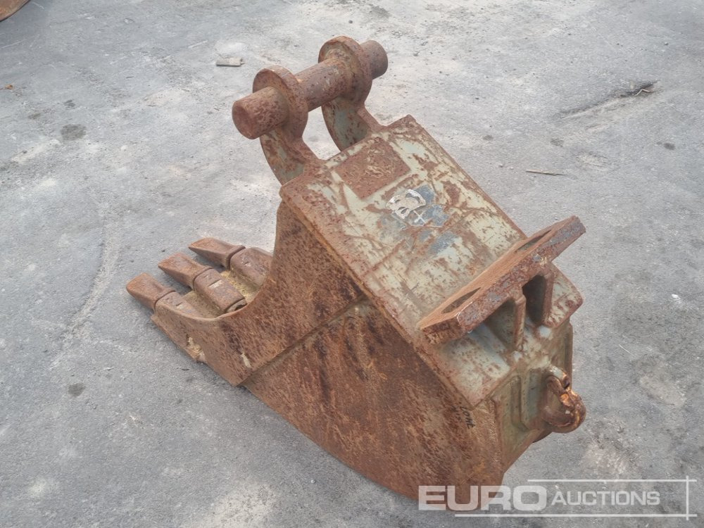 10" Digging Bucket MS03 - Bucket: picture 2 10" Digging Bucket MS03 - Bucket: picture 2