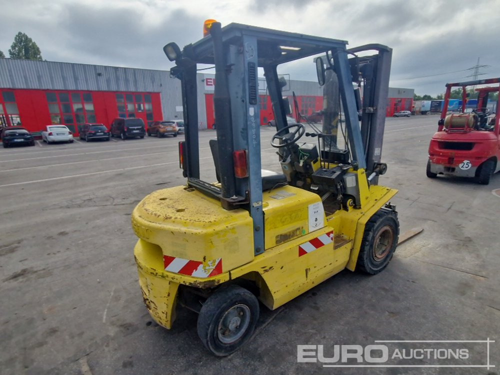 1998 Nissan FJ02A20U - Forklift: picture 5 1998 Nissan FJ02A20U - Forklift: picture 5
