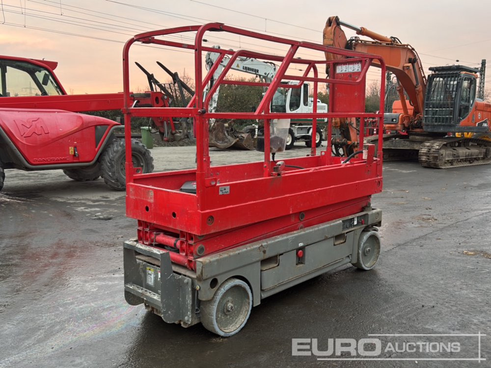 2010 Haulotte Compact 8 - Aerial platform: picture 1 2010 Haulotte Compact 8 - Aerial platform: picture 1