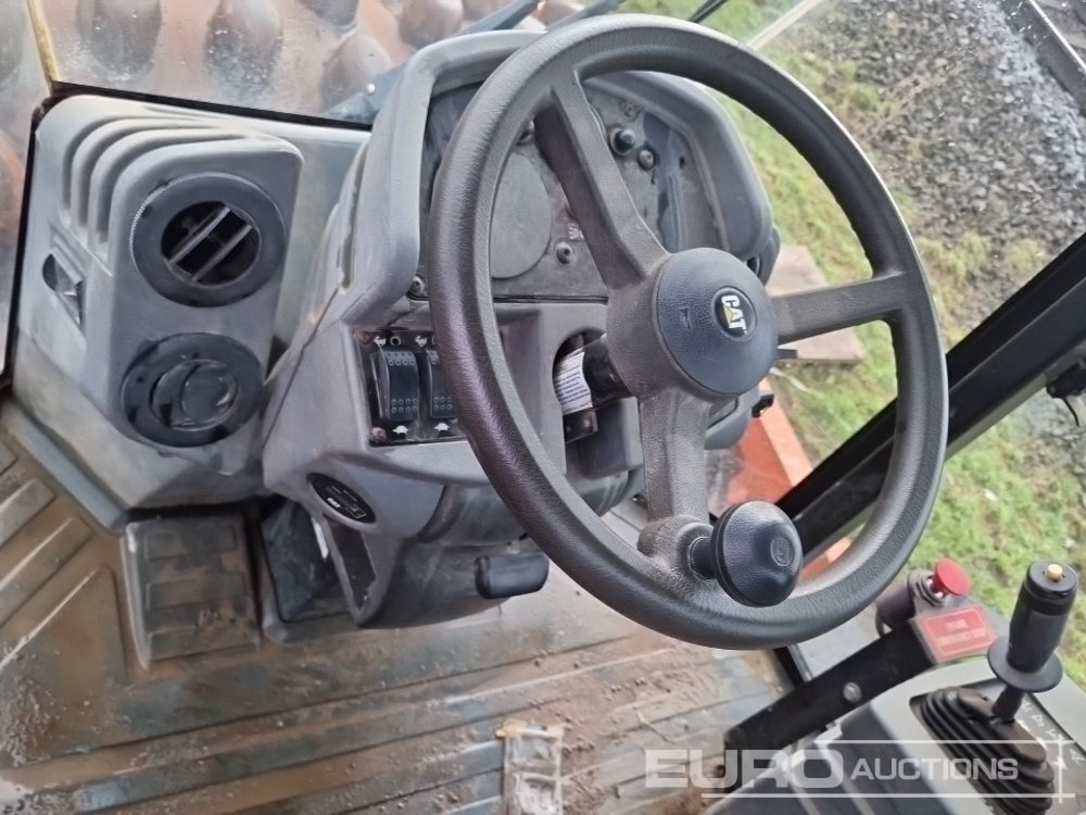 Roller 2011 CAT CP74: picture 28