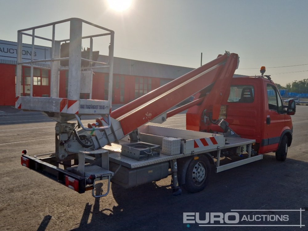 2012 Iveco 35S11 - Truck mounted aerial platform: picture 5 2012 Iveco 35S11 - Truck mounted aerial platform: picture 5