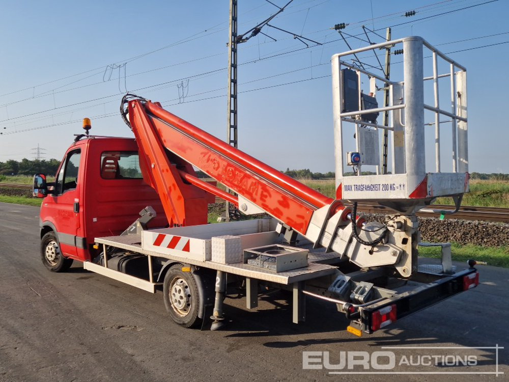 2012 Iveco 35S11 - Truck mounted aerial platform: picture 3 2012 Iveco 35S11 - Truck mounted aerial platform: picture 3