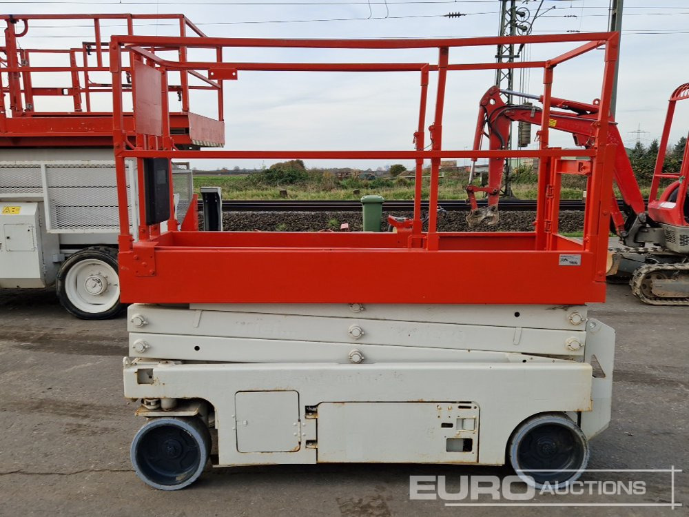 2013 Genie GS-2032 - Scissor lift: picture 2 2013 Genie GS-2032 - Scissor lift: picture 2