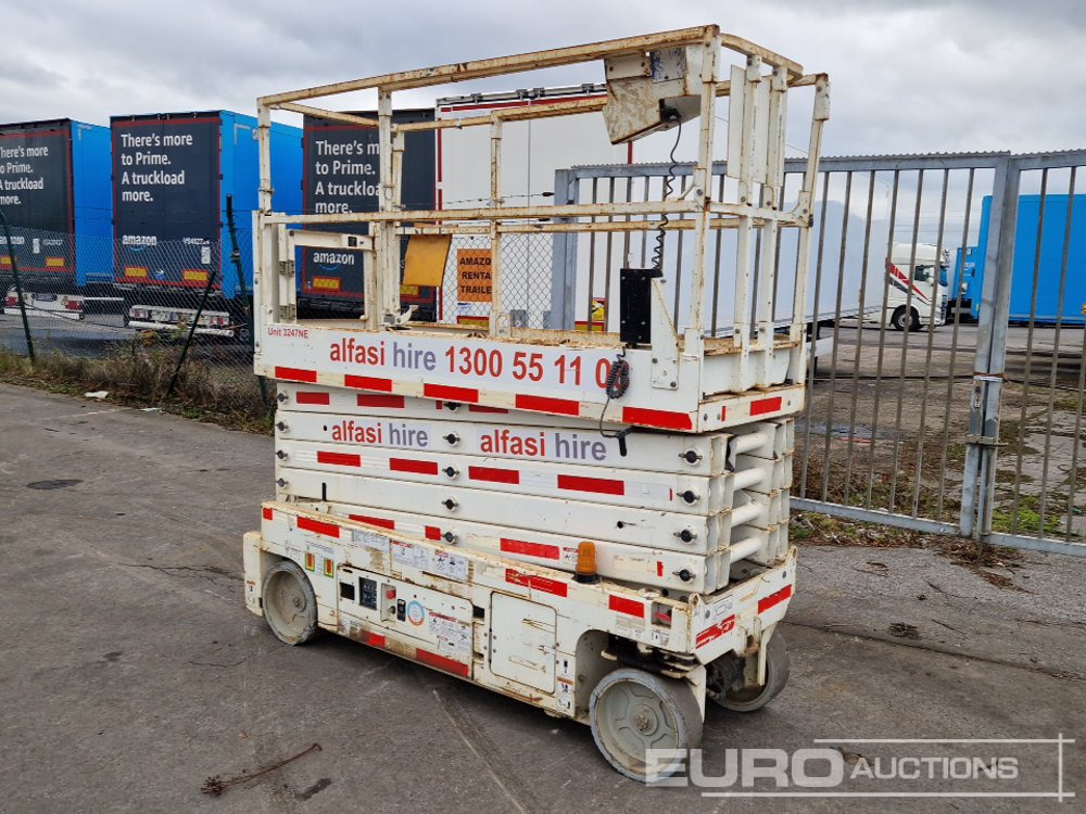 2013 Genie GS-3232 - Scissor lift: picture 3 2013 Genie GS-3232 - Scissor lift: picture 3