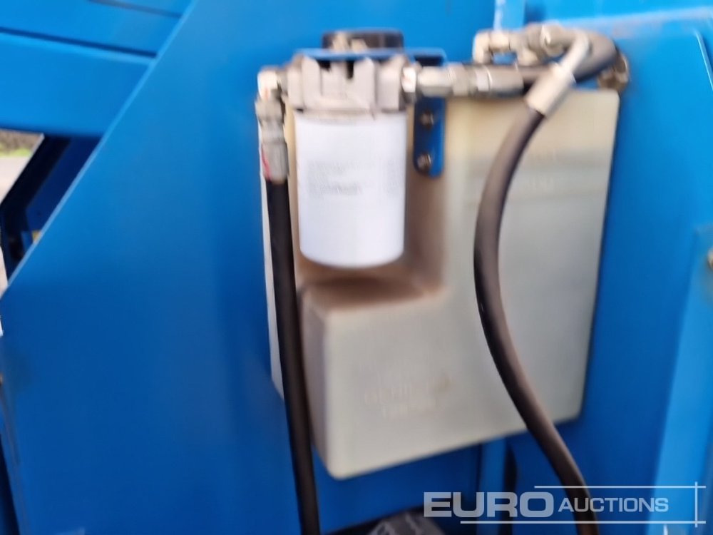 Articulated boom 2013 Genie Z-34/22N: picture 27