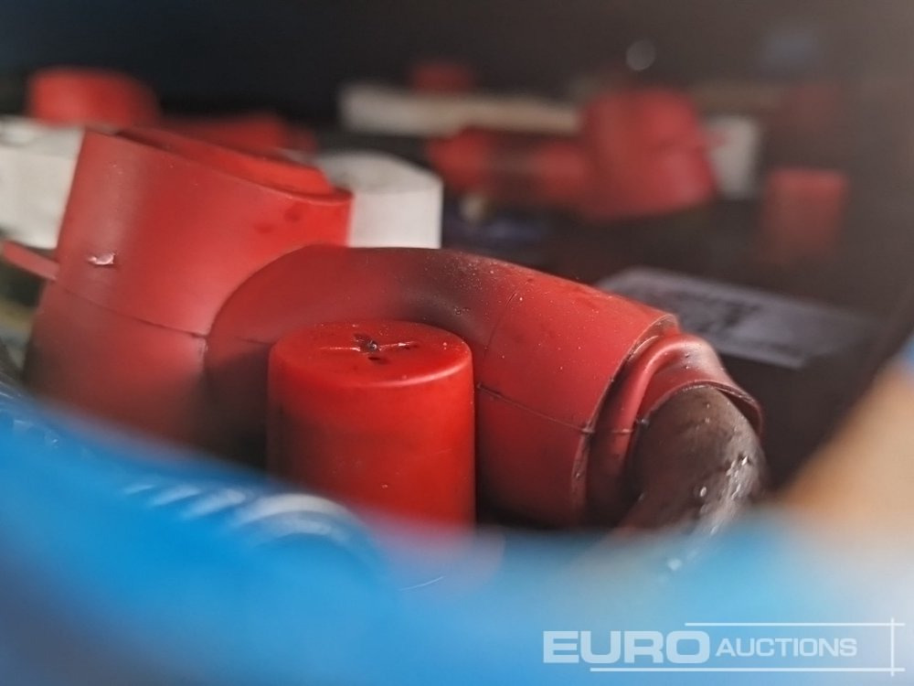 Articulated boom 2013 Genie Z-34/22N: picture 24