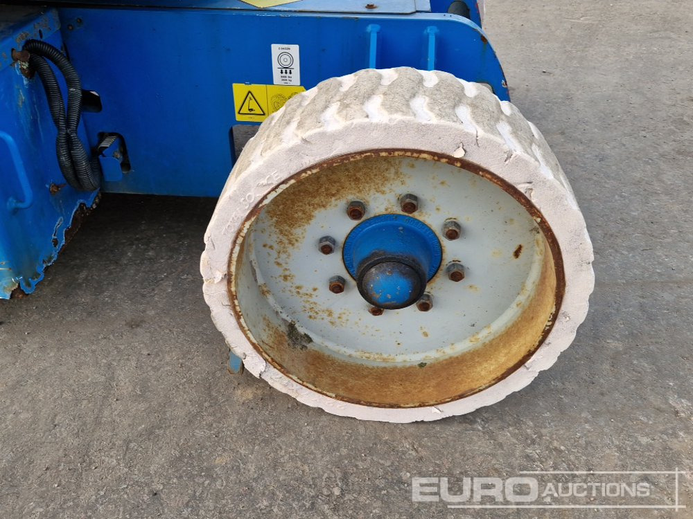 Articulated boom 2013 Genie Z-34/22N: picture 9