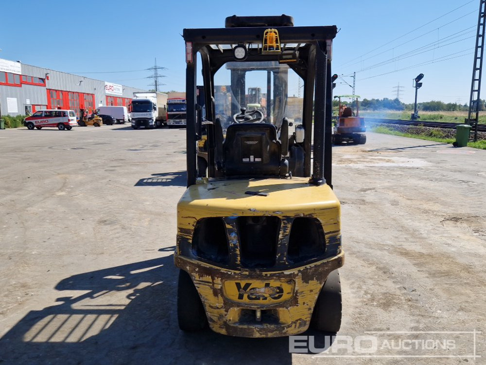 2013 Yale GDP35VX - Forklift: picture 4 2013 Yale GDP35VX - Forklift: picture 4