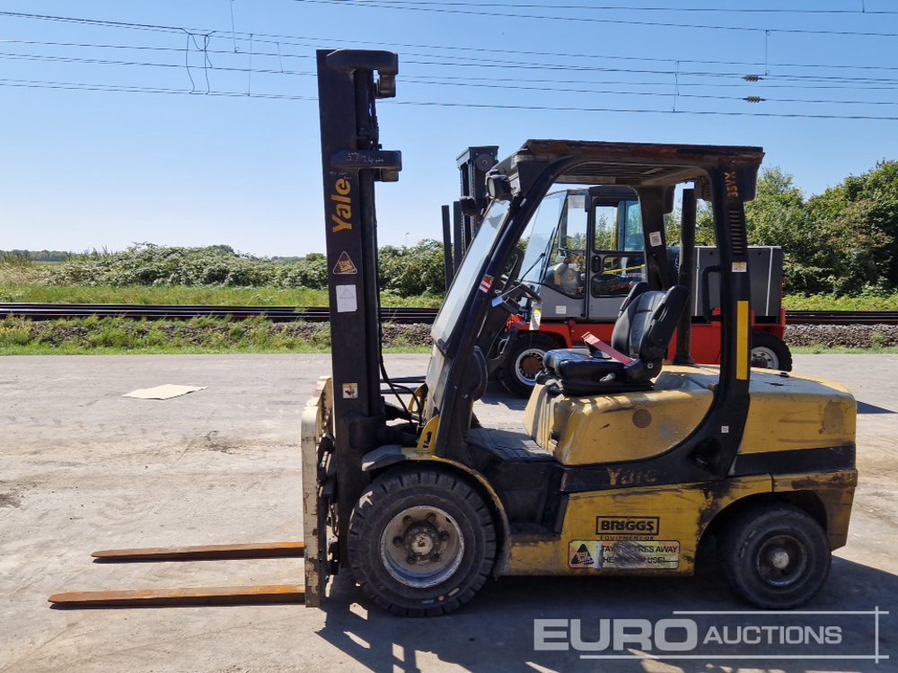 2013 Yale GDP35VX - Forklift: picture 2 2013 Yale GDP35VX - Forklift: picture 2