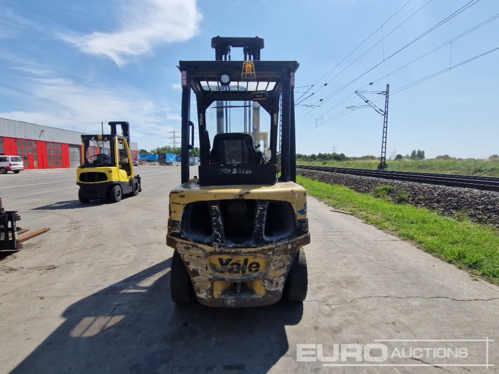 2013 Yale GDP35VX - Forklift: picture 4 2013 Yale GDP35VX - Forklift: picture 4