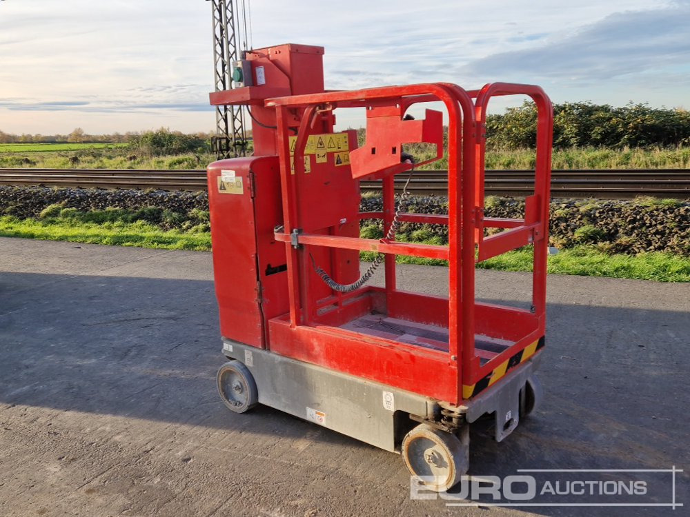 2014 Genie GRC-12 - Aerial platform: picture 2 2014 Genie GRC-12 - Aerial platform: picture 2